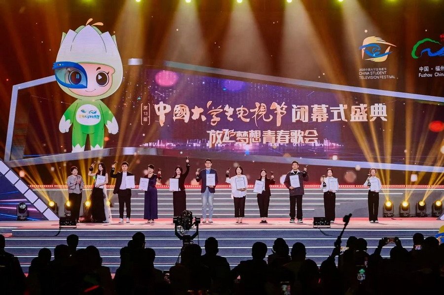近3000名大伟德国际(bevict