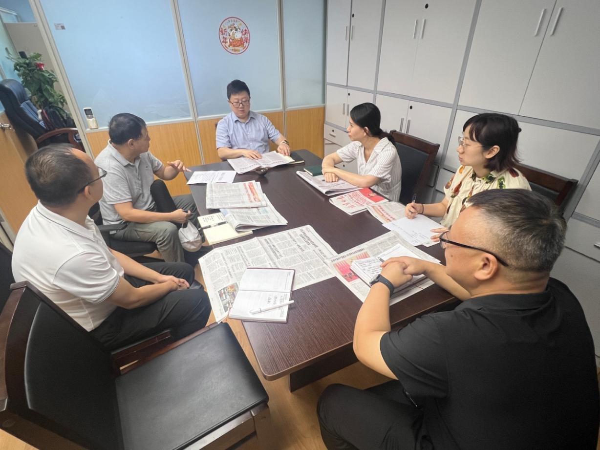 厅对外合作处与海职中心联合党支部与省